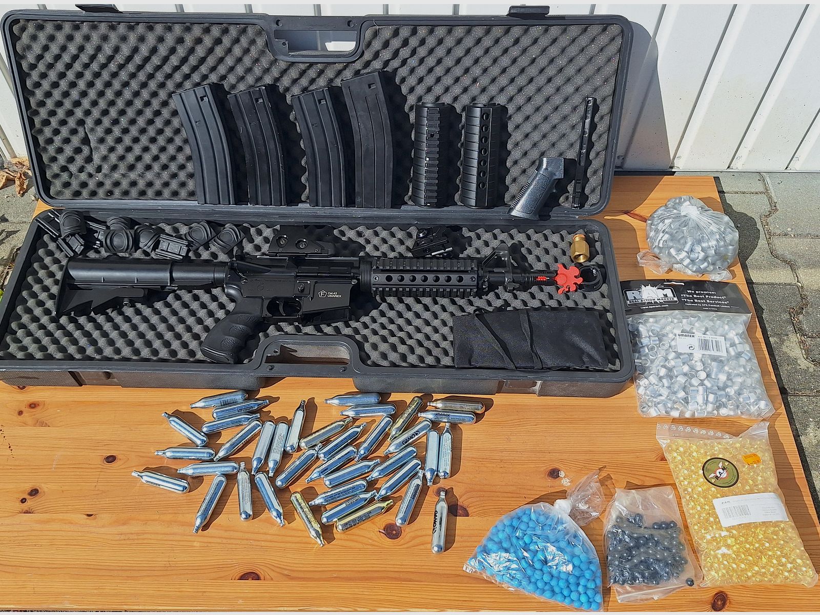 RAM R1 Umarex Real Action Marker AR15 Paintball Gotcha Softair