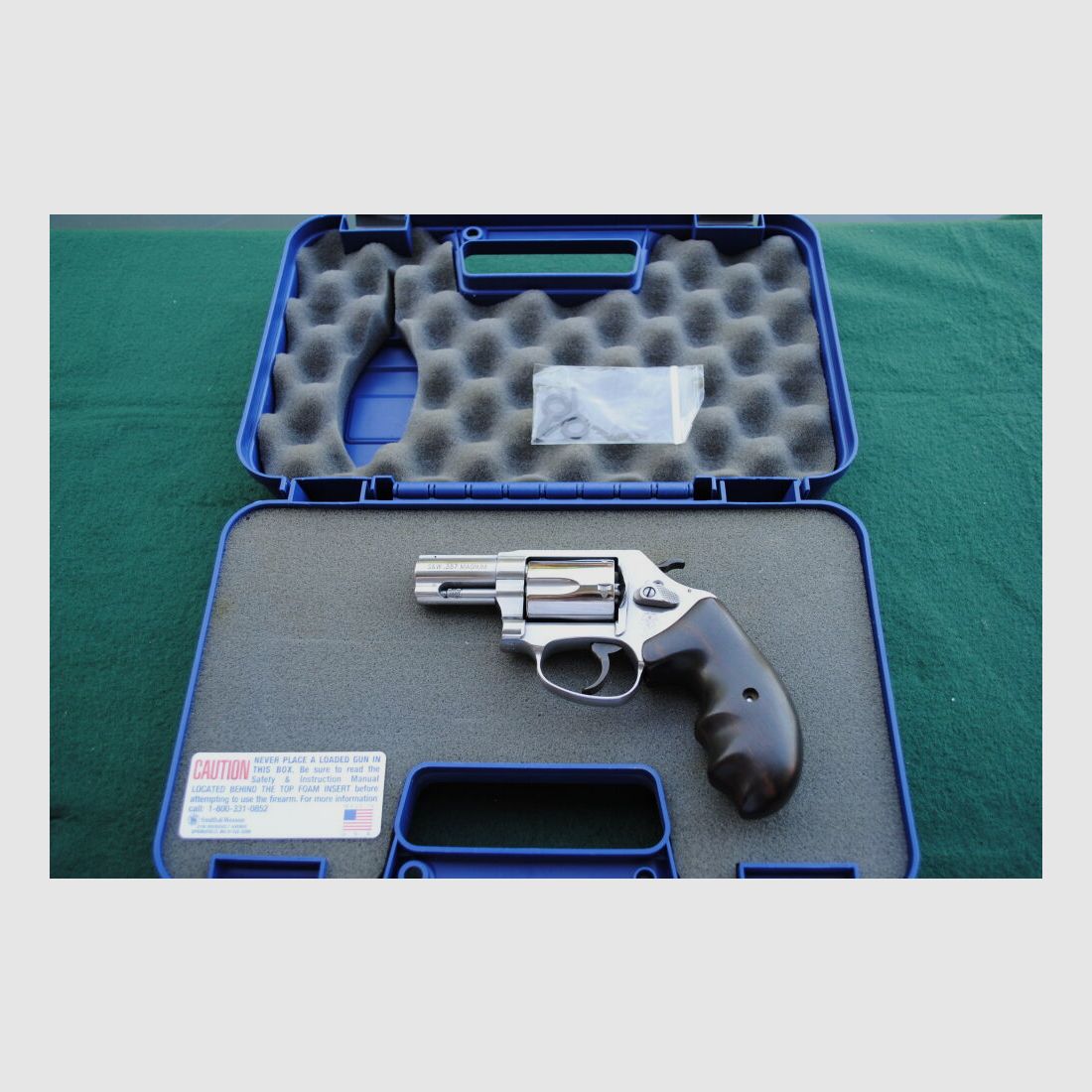 Smith & Wesson Mod. 60-14, Box, 2" LL, Combat Grip