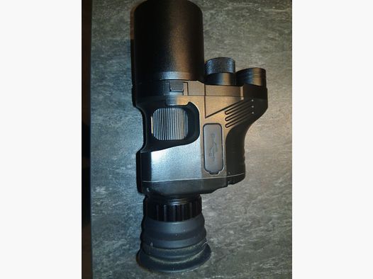 Dispositif de vision nocturne Pard 007