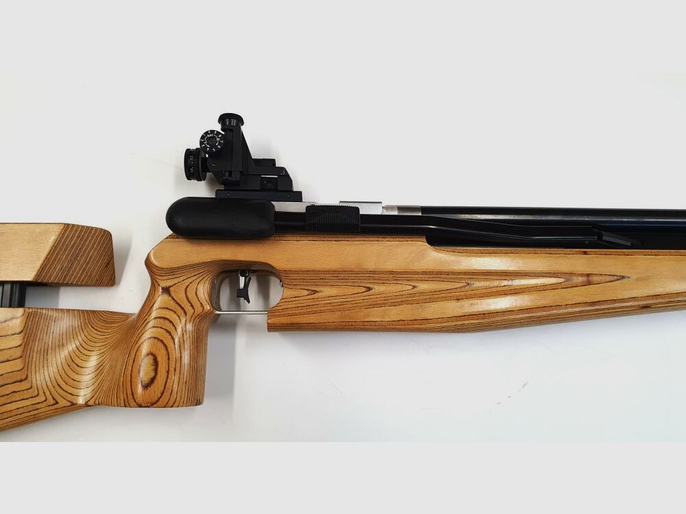 Feinwerkbau Oberndorf a. N. Feinwerkbau Luftgewehr Mod. 601, Kaliber 4,5 für rechts Schützen ; F im Fünfeck