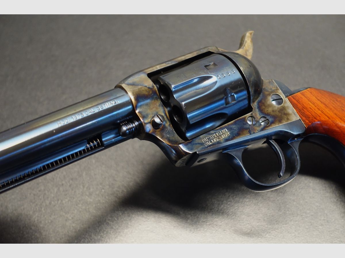 Uberti 1873 Cattleman 0400 Blue, immagine 4 di 5
