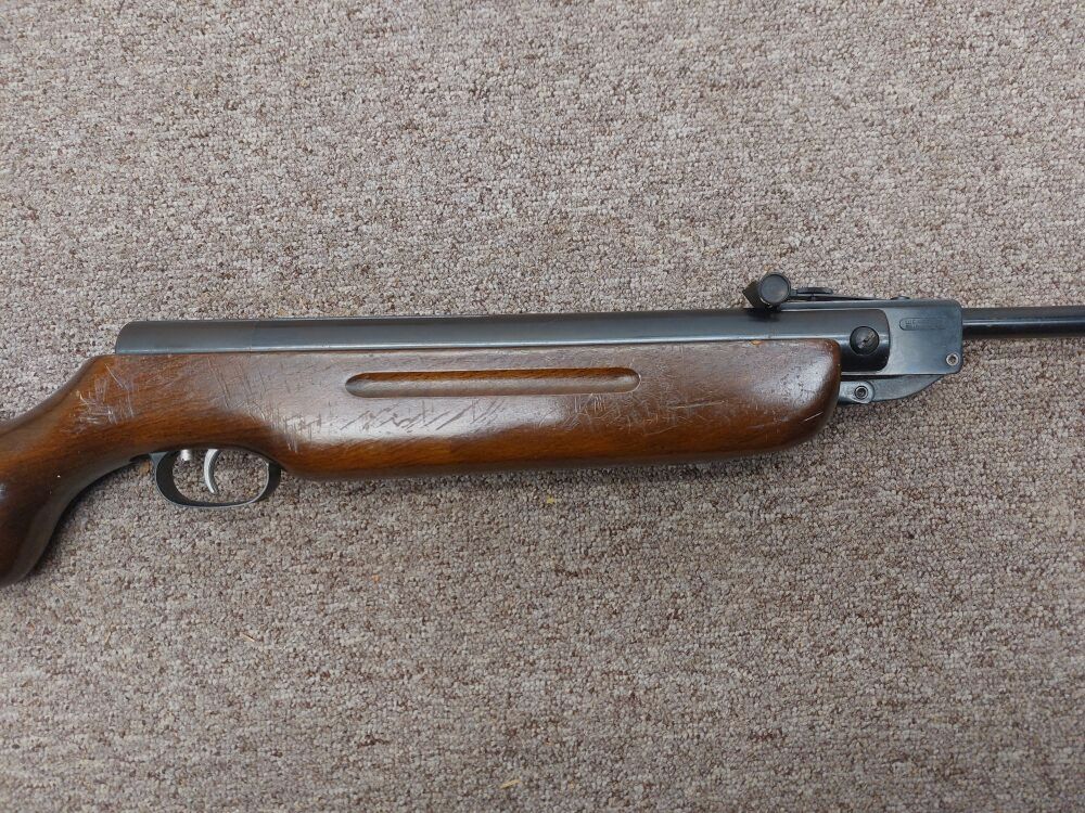 Weihrauch HW 35