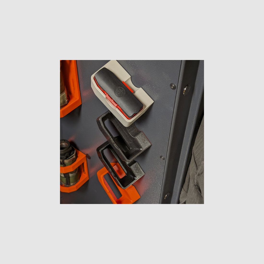 Support magnétique pour chargeurs de carabine Beretta BSX1 pour coffre-fort à armes - Accessoire pour le coffre-fort à armes