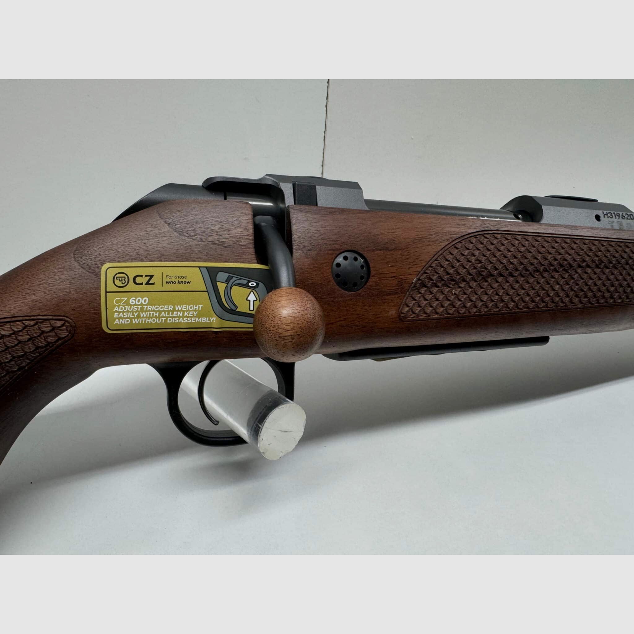 CZ 600 LUX