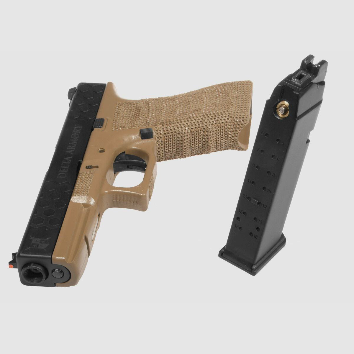 P03 GBB Airsoft Pistole in TAN | Delta Armory