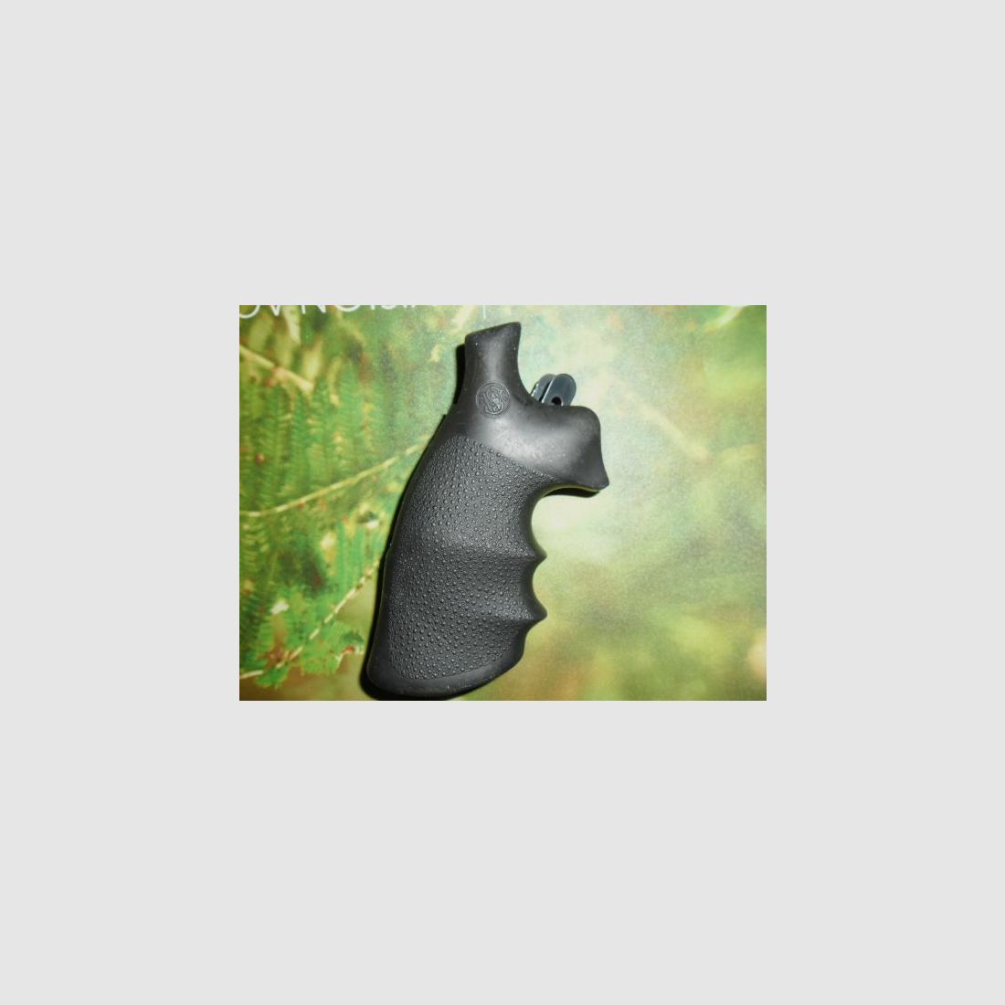 Hogue rubber grip shell K/L R.B for Smith & Wesson revolver
