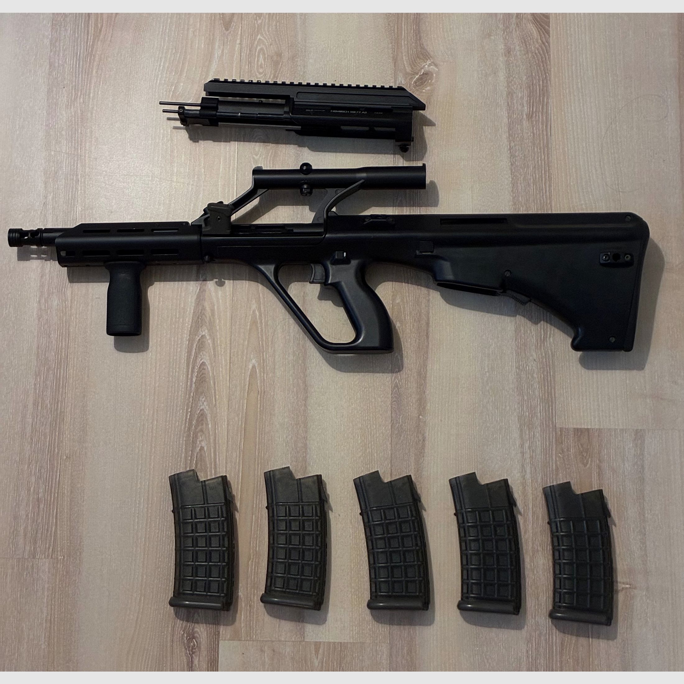 Novritsch SSR77 a2 mit 5 Magazinen