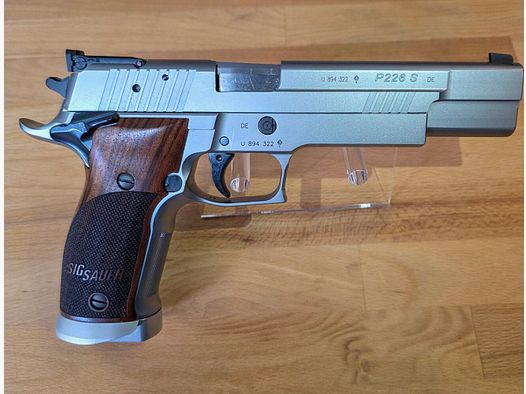 SigSauer P226S - XSix