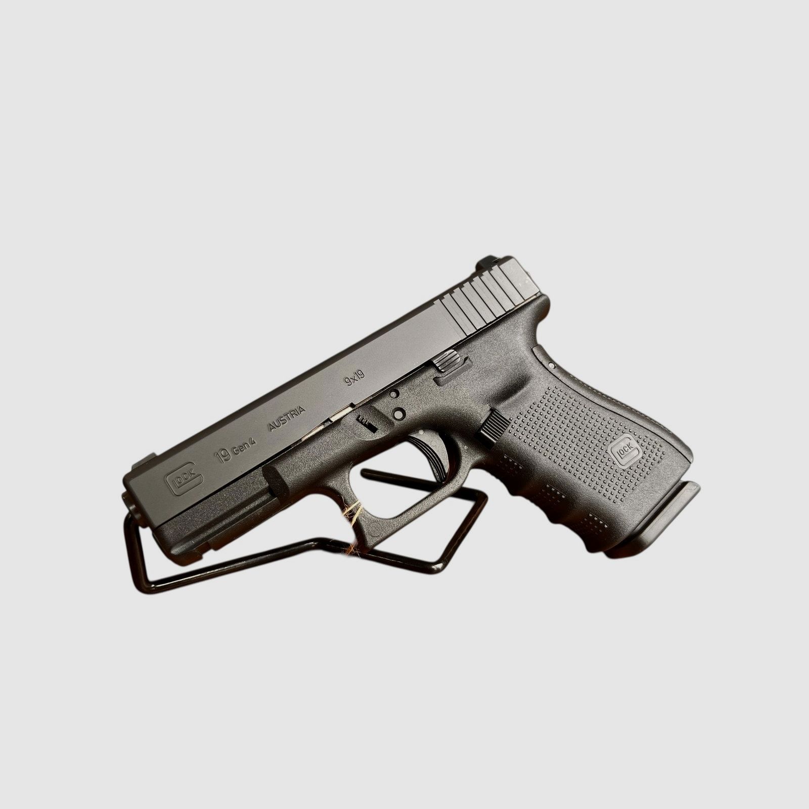 Glock 19 Gen 4 met clip | Gebruikt pistool kaliber 9x19mm, afbeelding 1 van 6