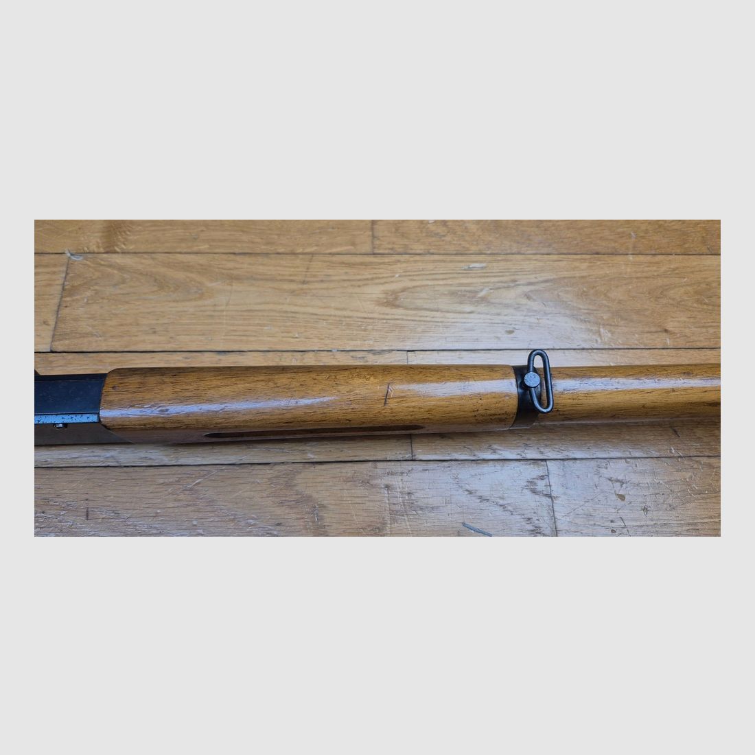 Sehr schöne Schul- oder Kinderbüchse Lebel – Selten im Kaliber 22LR! (und nicht bosquette!) – Waffe eines stéphanois Handwerkers – Sehr gute Mechanik – Sehr schönes Holz und Originalbrünierung – „mono-matricule“ – Visier von 25 bis 200m – Der Charme der III. Republik in einem seltenen Kaliber für dieses Modell – CAT C – TBE ++, Bild 12 von 26