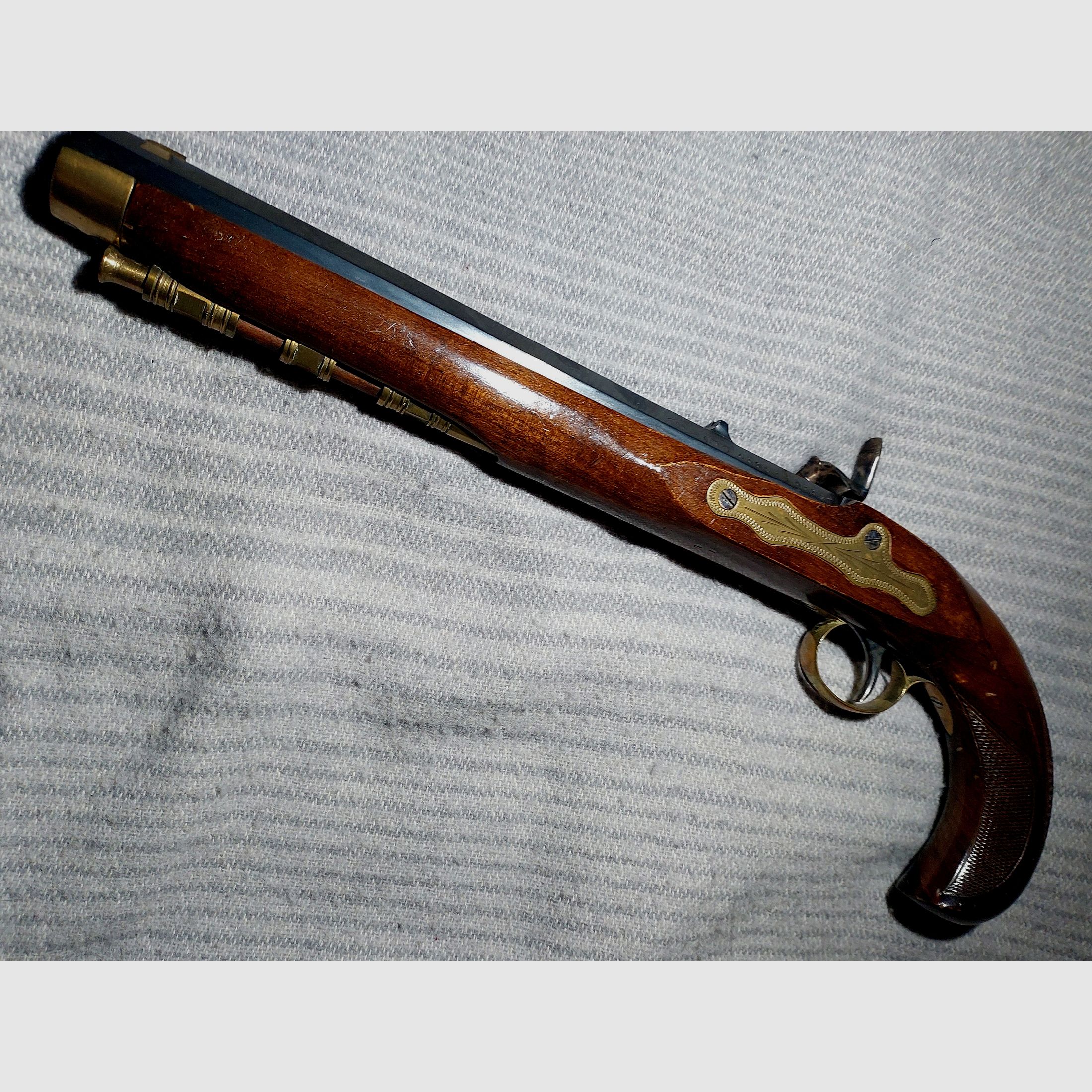 Pistolet kapiszonowy „Kentucky”, AMR, kal. .44