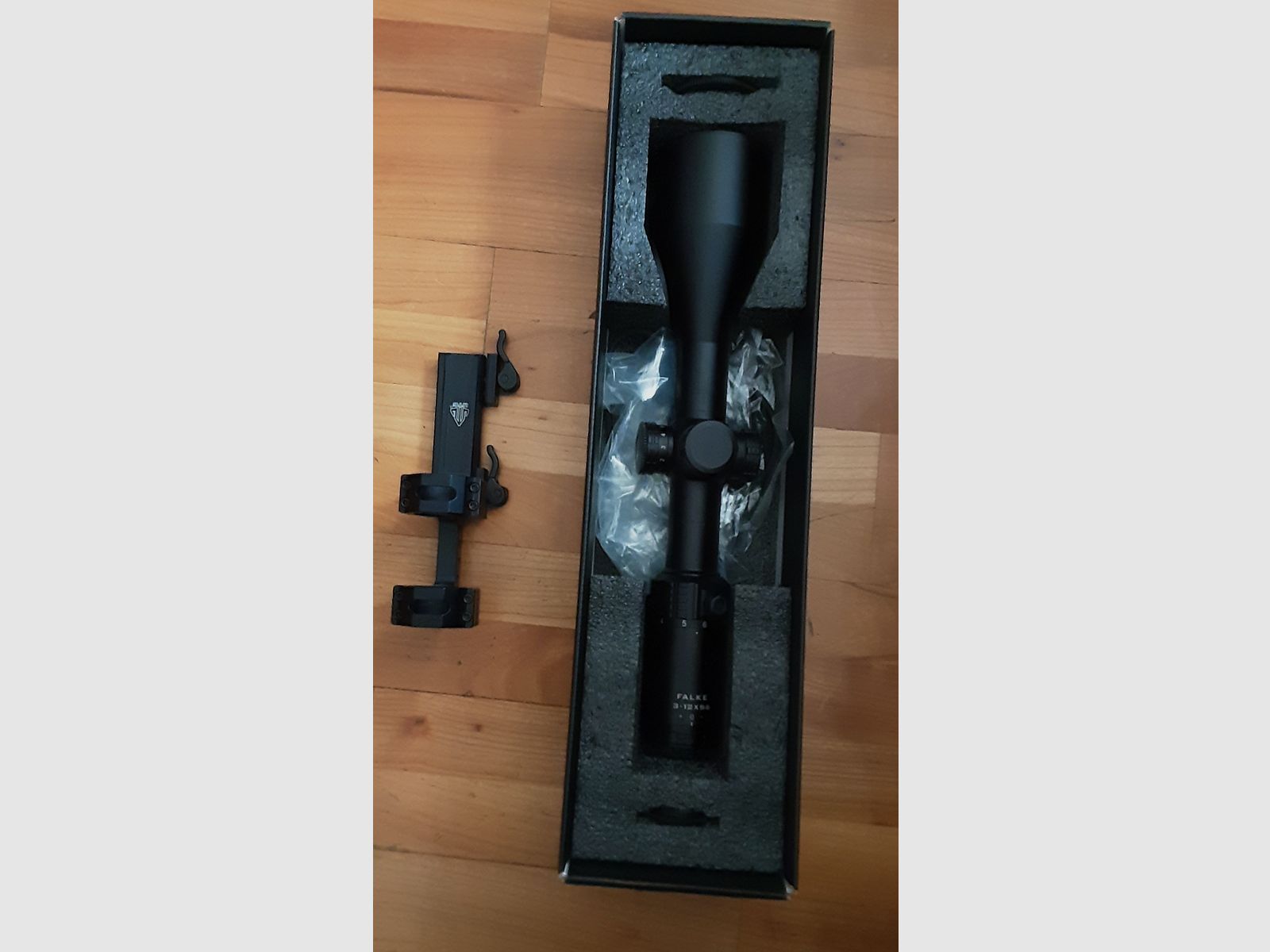 Falke 3 - 12 x 56 Jacht met UTG Accu Sync