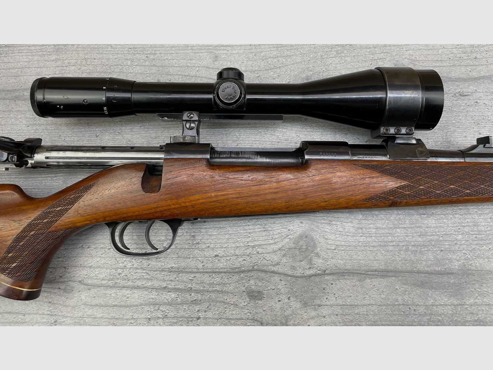 Sauer/ Weatherby Mod. Europa Kal.: .300 Weatherby Magnum + Zeiss Diavari-D 2,5-10x52