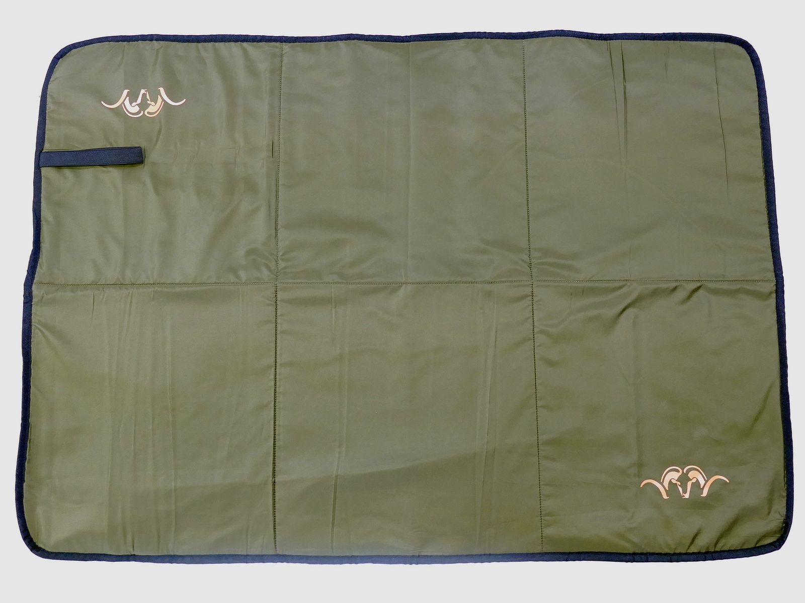 Blaser dog blanket dark olive 100x70cm dog beds & blankets