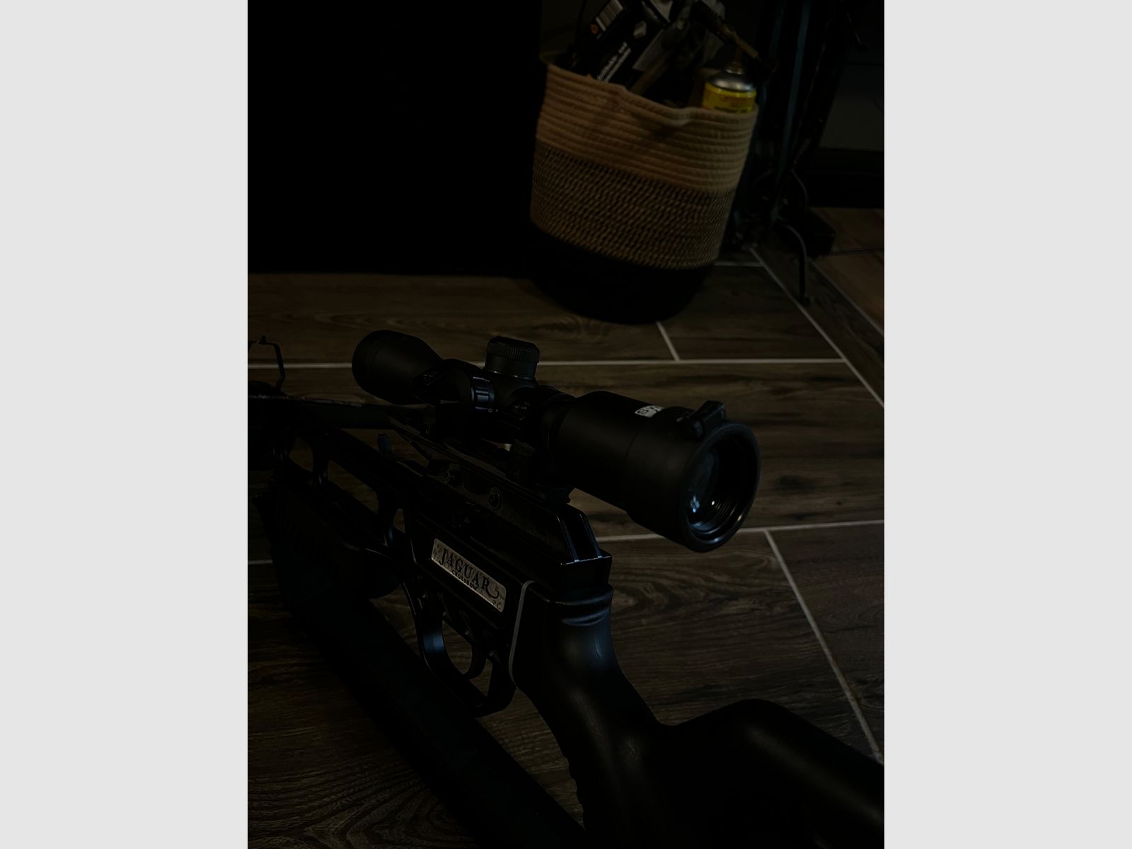 Jaguar Crossbow Armbrust 175 lbs incl. Swiss Arms scope – Top condition, image 5 of 5