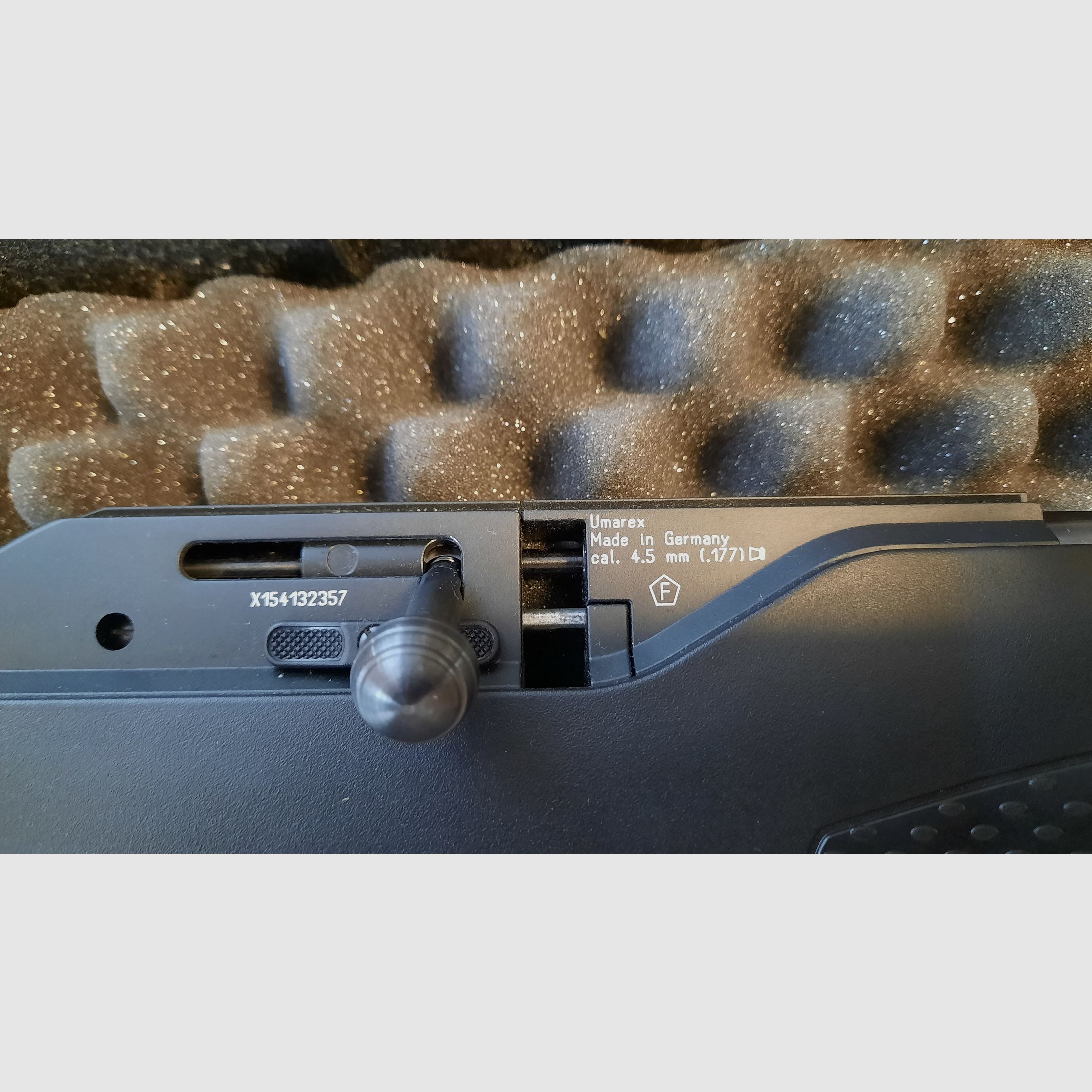 Hämmerli UMAREX 850 AIR MAGNUM - 4,5 mm Diabolo (P18) + Zielfernrohr + Koffer inklusive 2 Zahlenschlösser