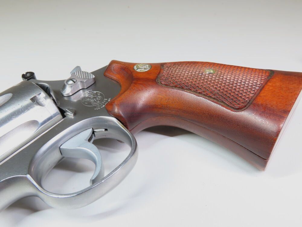 Smith & Wesson 686 in 6 inches