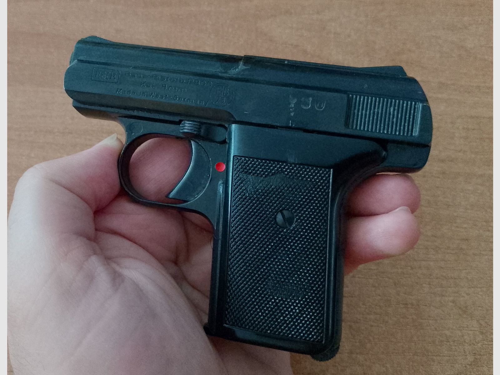 Reck P800 Gaspistole im Kaliber 8 mm Knall/ PTB 78 von 1977