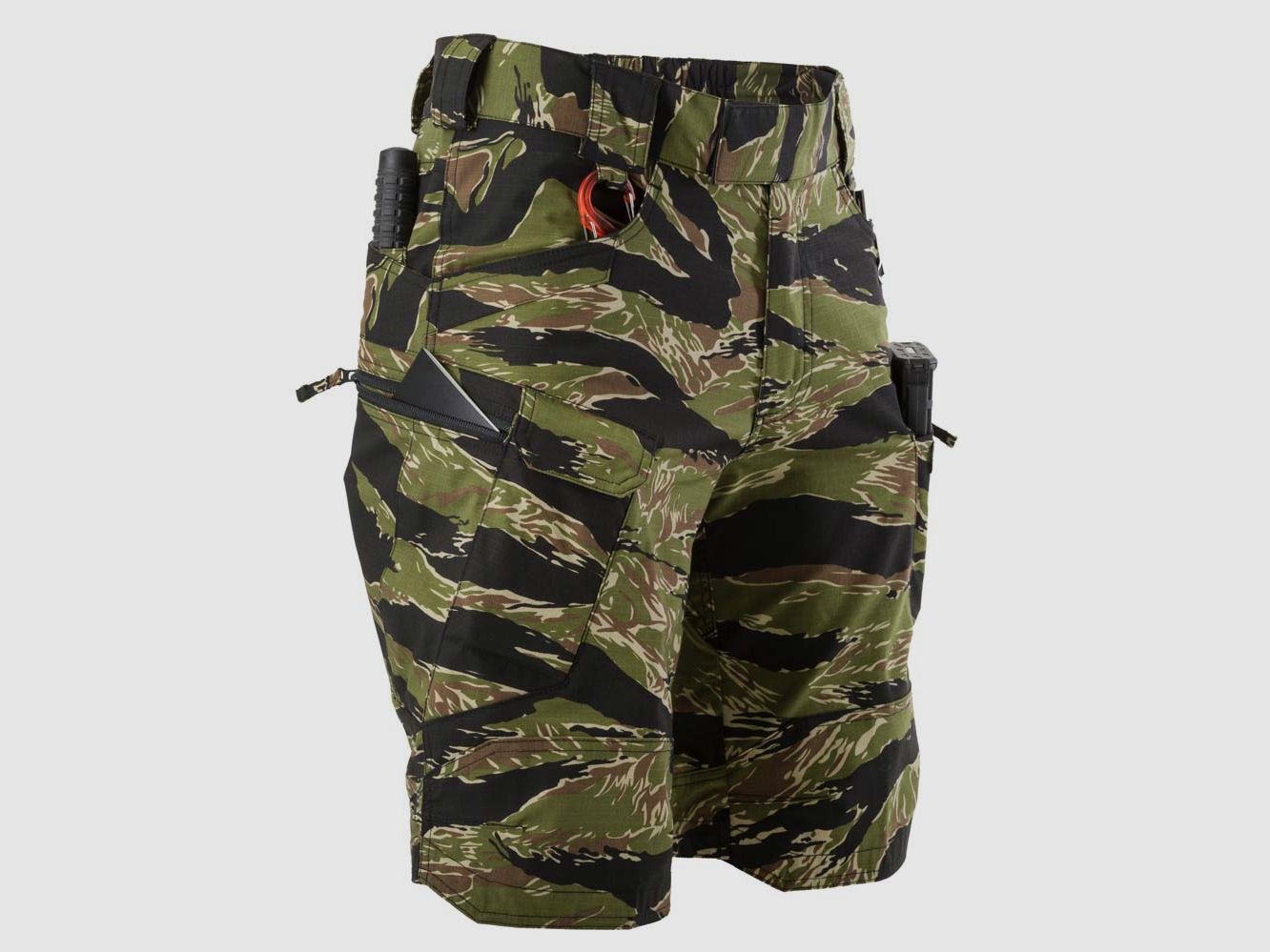 HELIKON TEX UTP SHORT DESERT NIGHT CAMO 11"