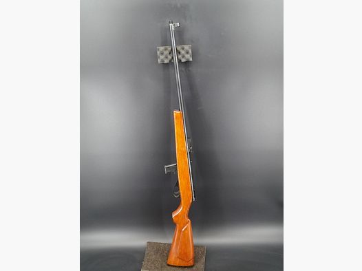 Fusil semi-automatique Umarex JW 10 Norinco calibre .22lr avec filetage 1/2x20 UNF JW 10