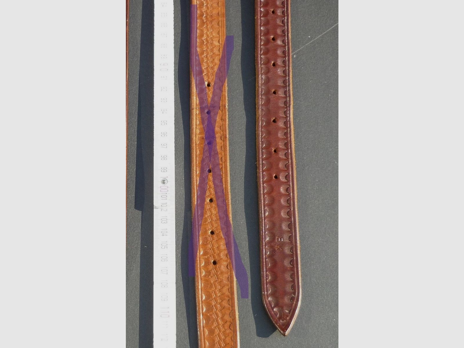 HKDesign Art. No. 010 Belt - 30 mm wide with edge strike pattern, total length 111 cm, with monogram EK therefore = 2nd choice, image 2 of 5