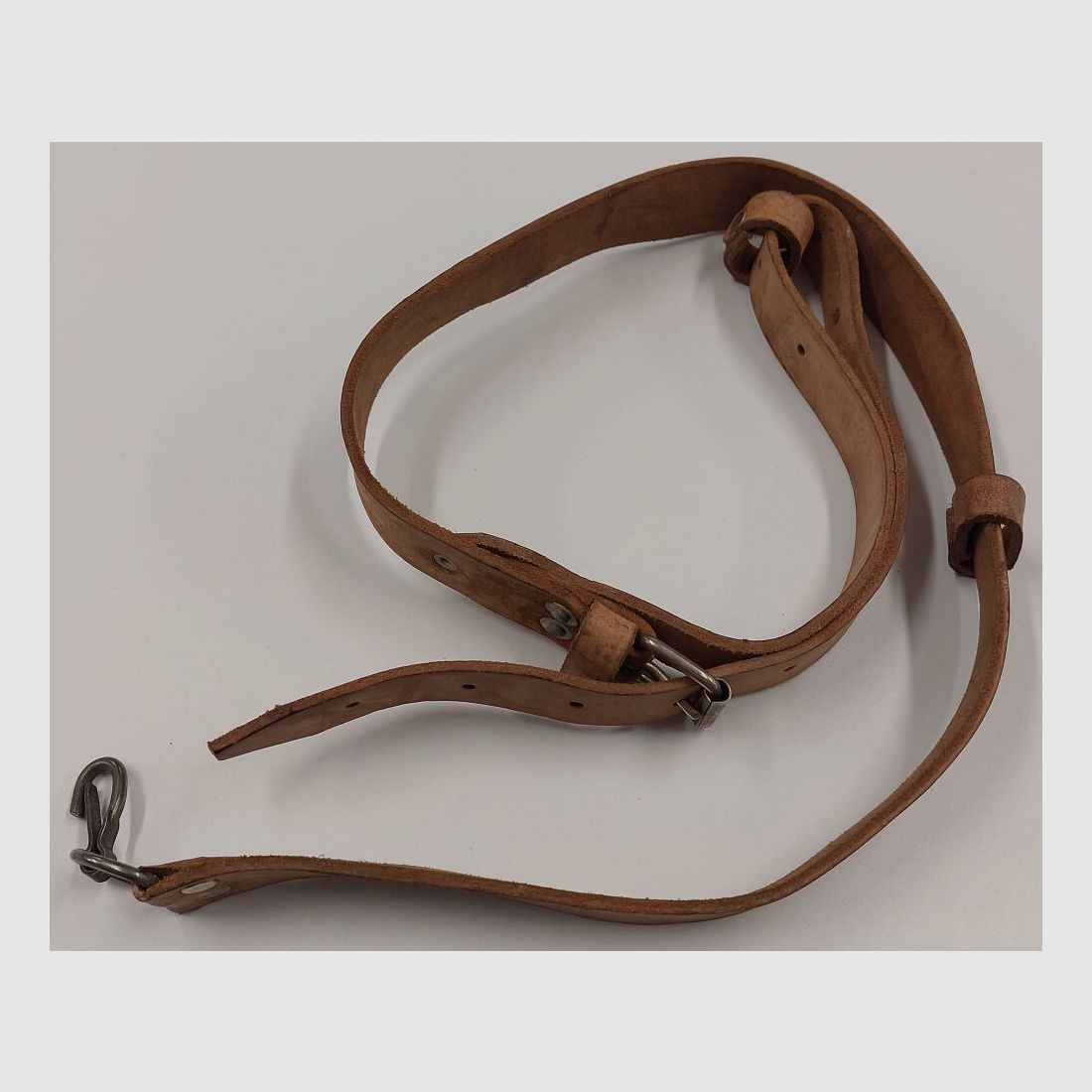 Fémáru Fegyver és Gépgyár (FEG) Original Hungary FEG AK47 Leather Straps (FEG-AK47-STRAPS), image 1 of 4