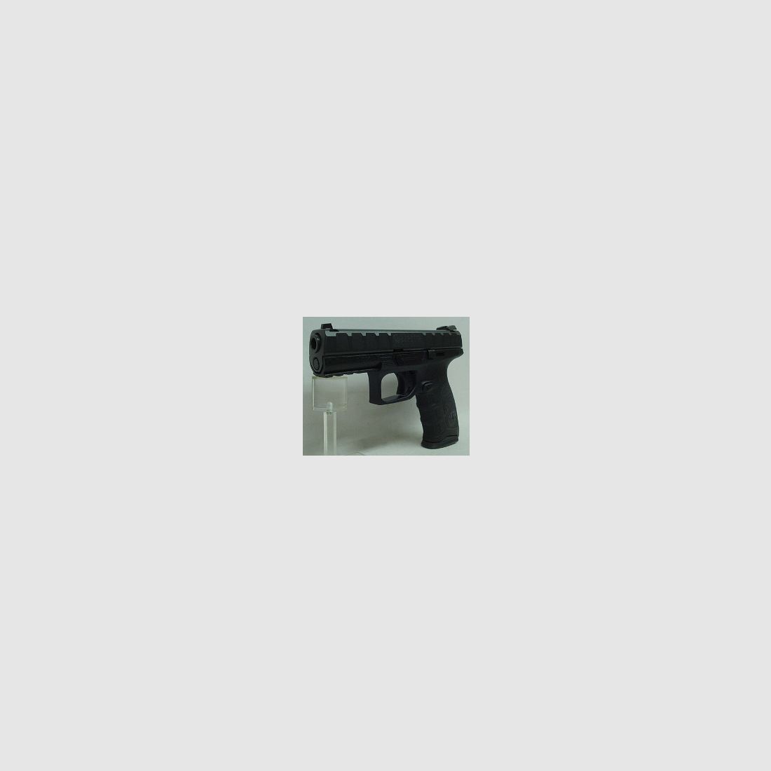 APX - 9mmLuger, LL: 10,8 cm