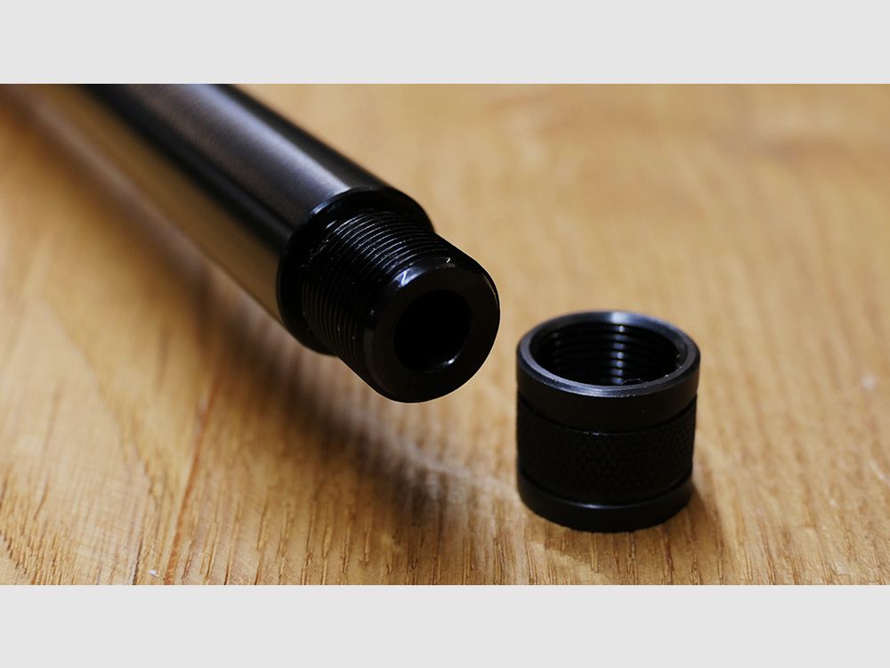 Anschütz 1782 / calibro .308 Win. / filettatura M15x1 / lunghezza canna 47cm / calcio Classic