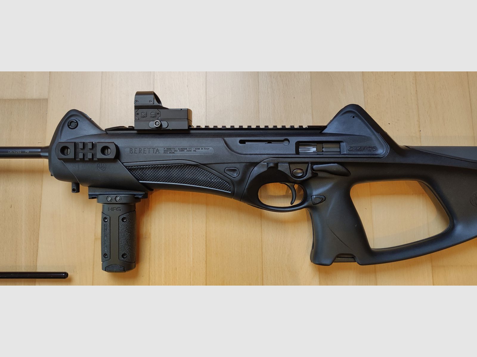 BERETTA Cx4 Storm 9 mm Para / 9 x 19 neuwertig