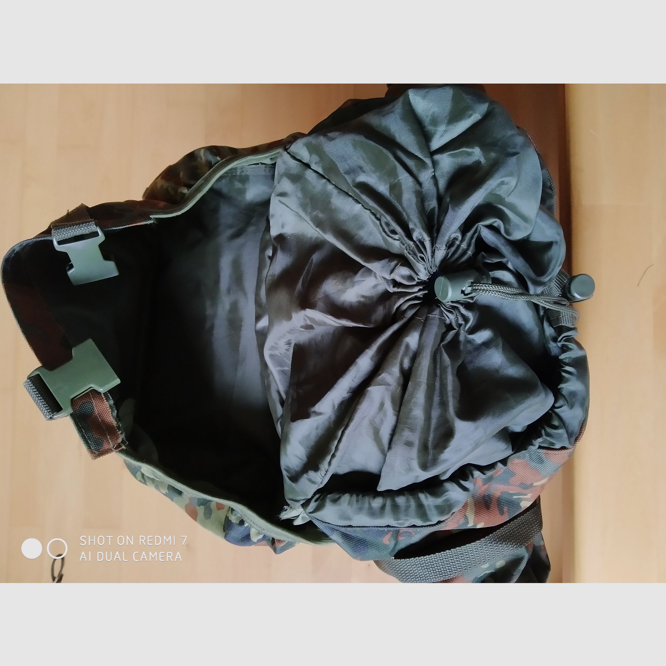 Imitat BW - Kampfrucksack, Volumen 65 l, Flecktarn