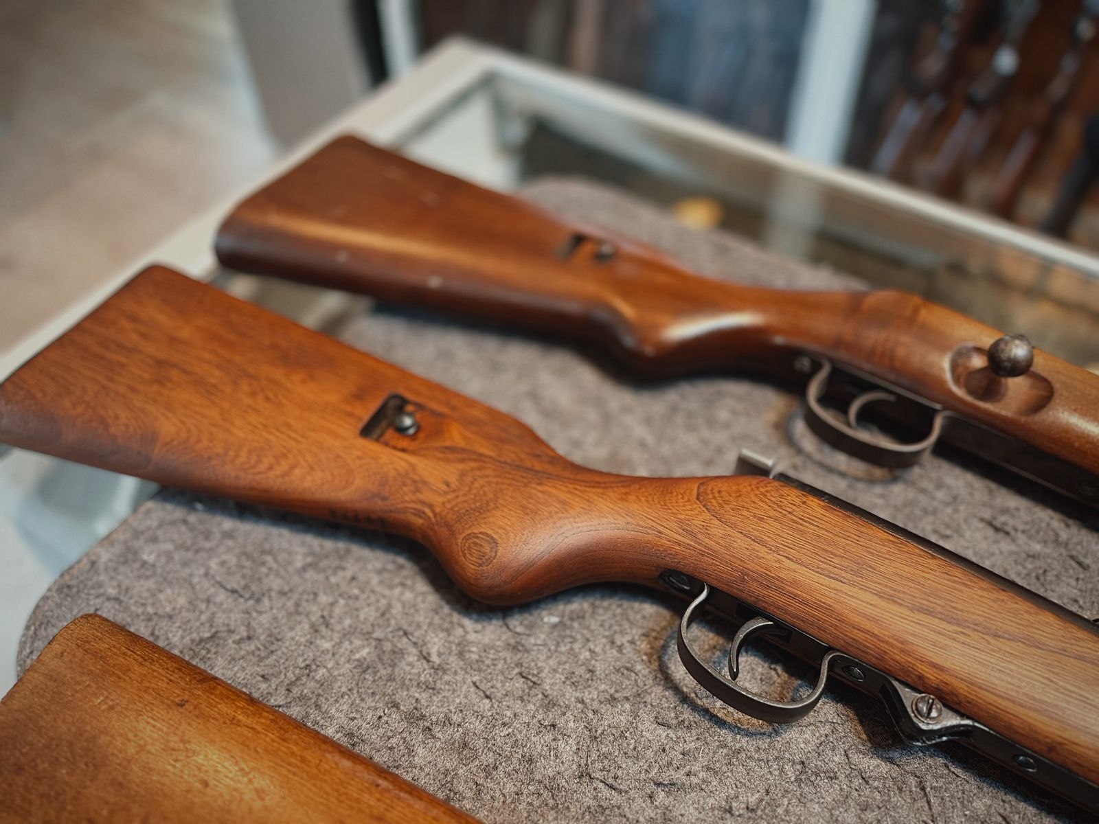 Conjunto de armas históricas – Suhl W625C (.22 l.r.) y 2× Haenel Sportmodell 33 Patente Schmeisser