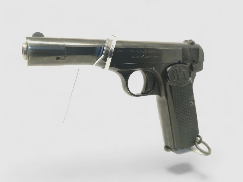 FN 10-22