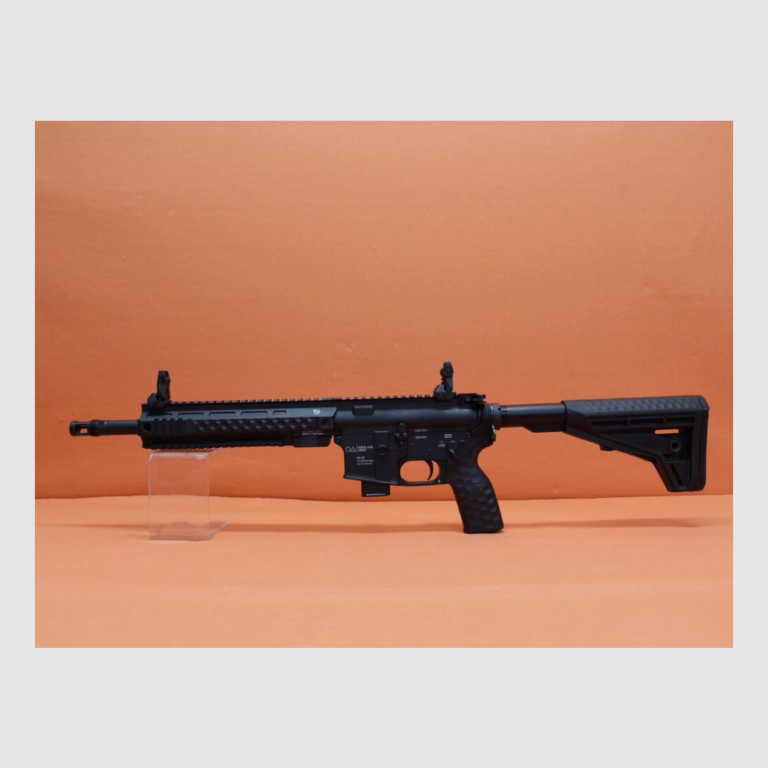 Fucile Oberland Arms Ha. 9mmLuger Oberland Arms OA-15 PR M9 SHORT, sistema AR-15, canna da 12"/ calcio scorrevole/ ARMA SPORTIVA!