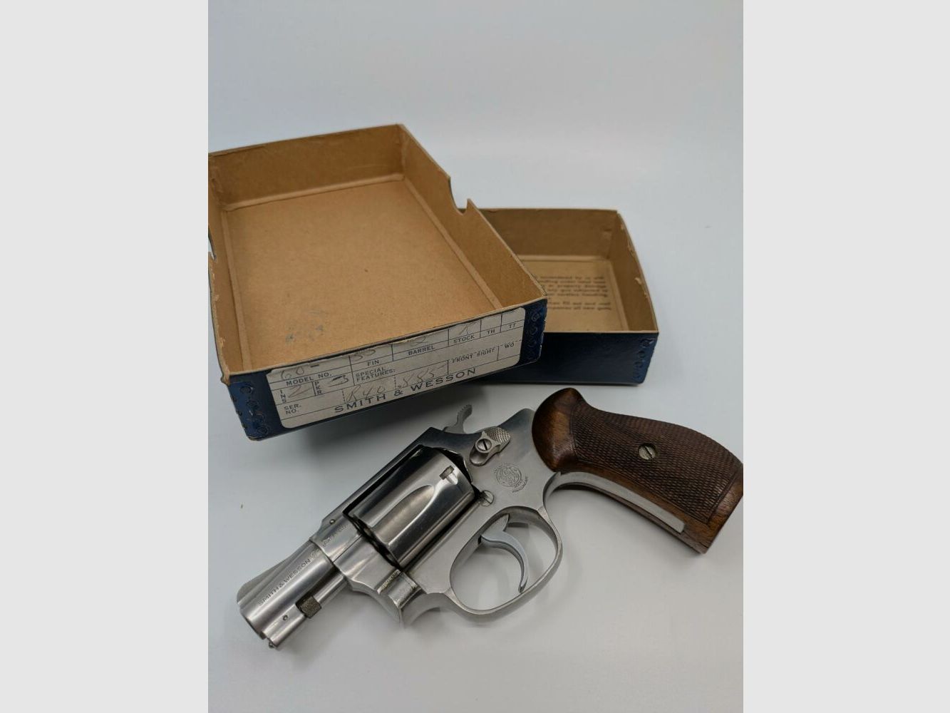 S&W 60