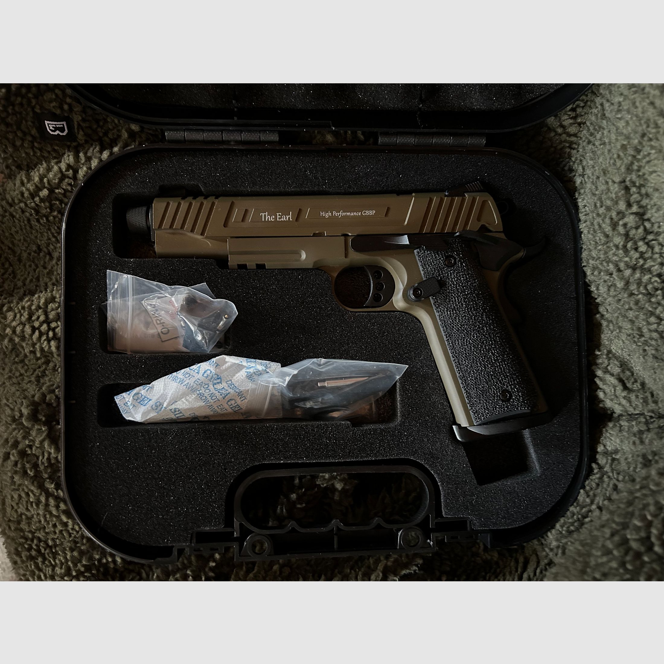 Armamento dell'esercito R32 Earl GBB "Versione speciale Begadi" -coyote-