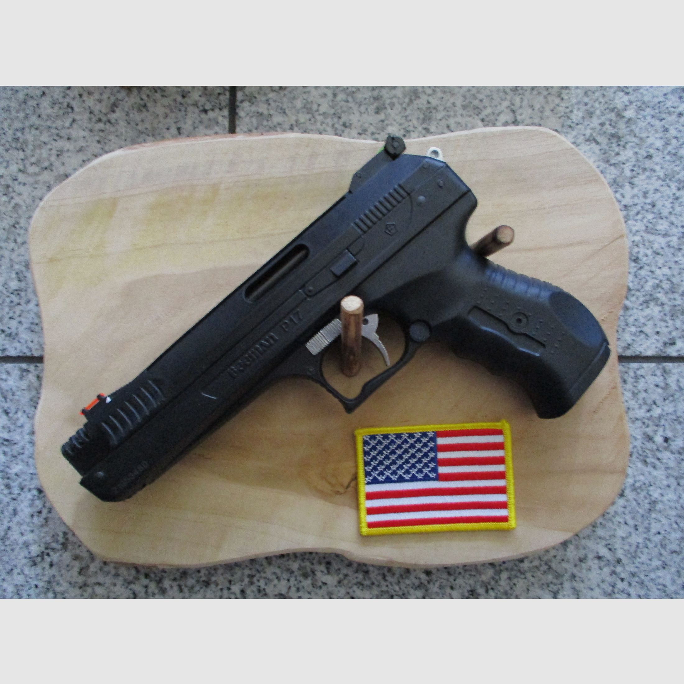 Beeman P17 air pistol 4.5 mm new hung as decoration for about 6 months on the wall with wooden board