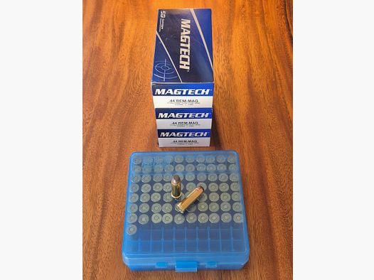 Magtech SJSP-Flat, .44 Rem-Mag, 15.55g / 240gr – 223 cartridges