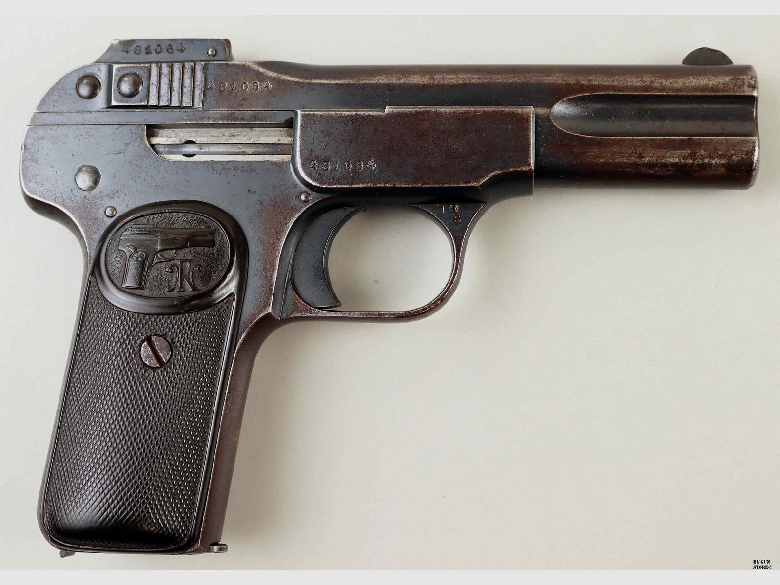 PISTOLA F.N. BROWNING MOD. 1900 CAL. 7,65 MM MATR. 481064, immagine 3 di 7
