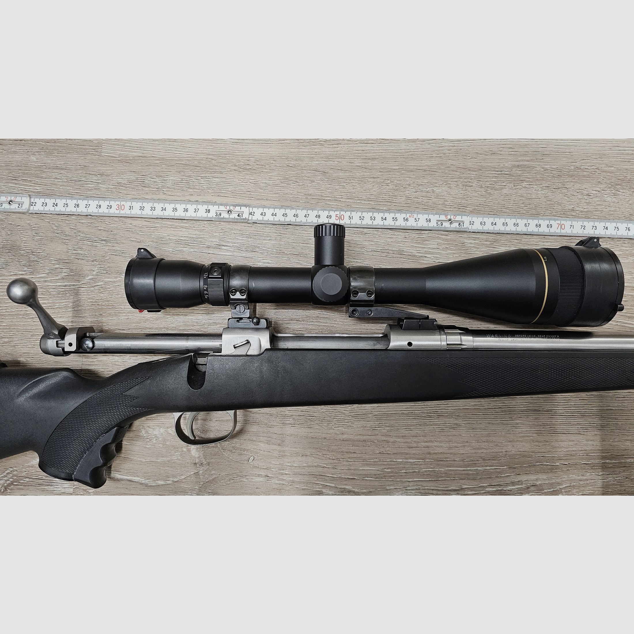 Fucile a ripetizione Savage Modell 116 calibro .338 WinMag con Leupold VARI-X III 6.5–20x50mm LR su montaggio girevole