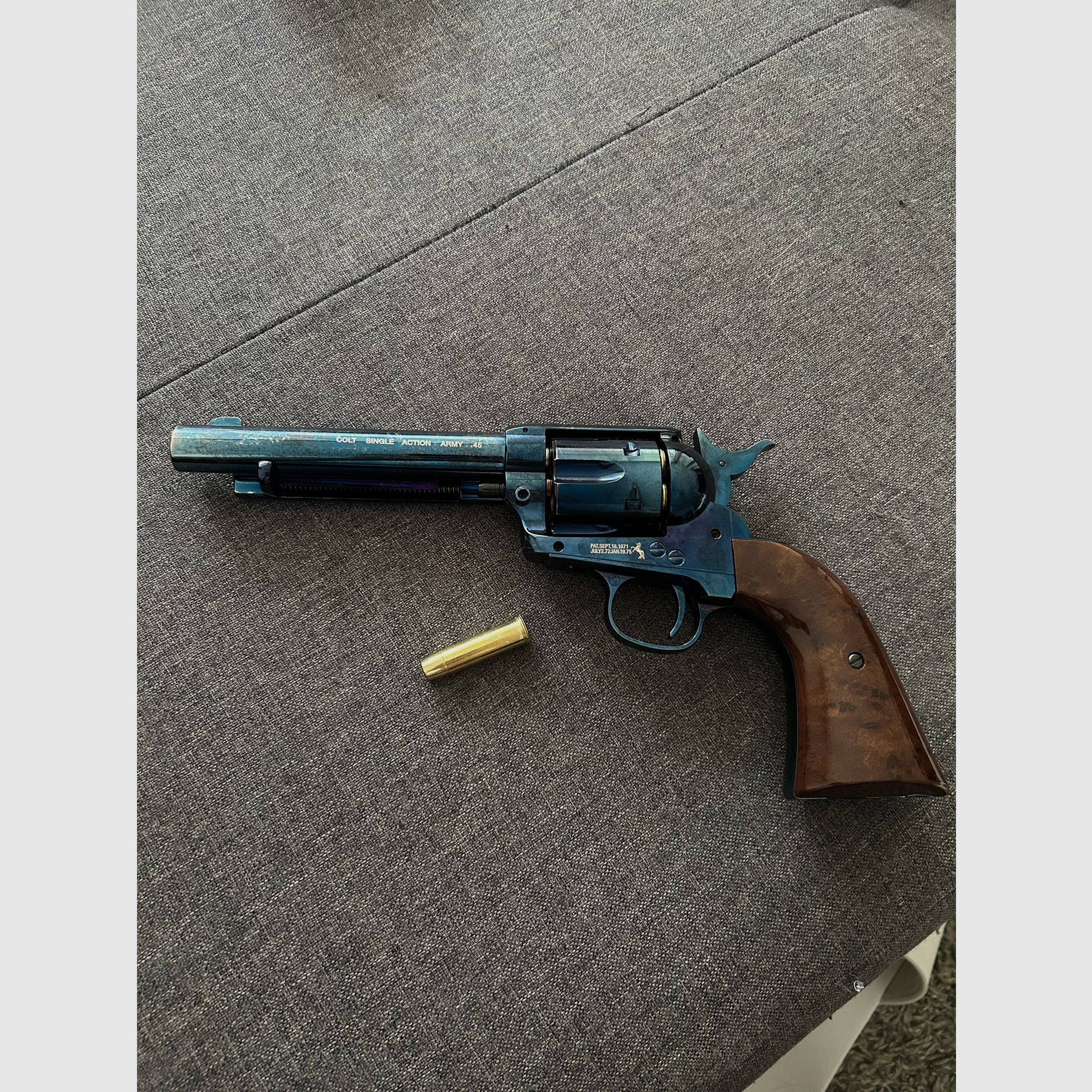 Colt Single Action Army® 45 blue Co2-Revolver Kaliber 4,5 mm BB (P18)