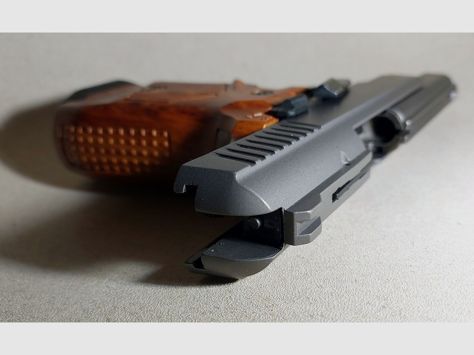 Zoraki 914 Schreckschuss Pistole 9mm P.A.K. titan Holzoptik (1014) neuwertig!