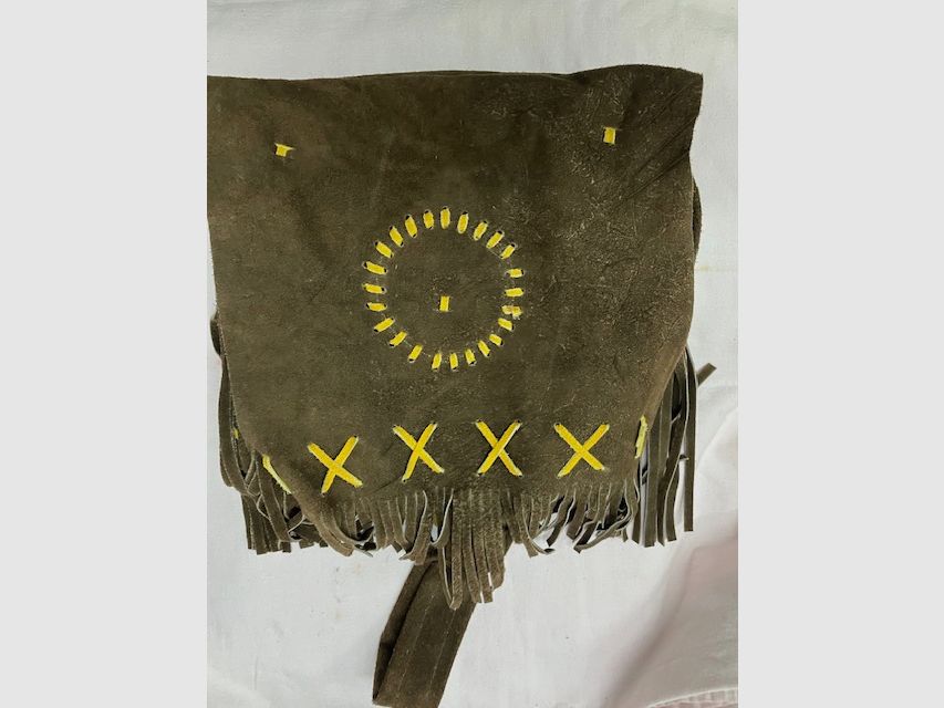 Umhängeasche Western - Trapper, zie de beschrijving en afbeeldingen