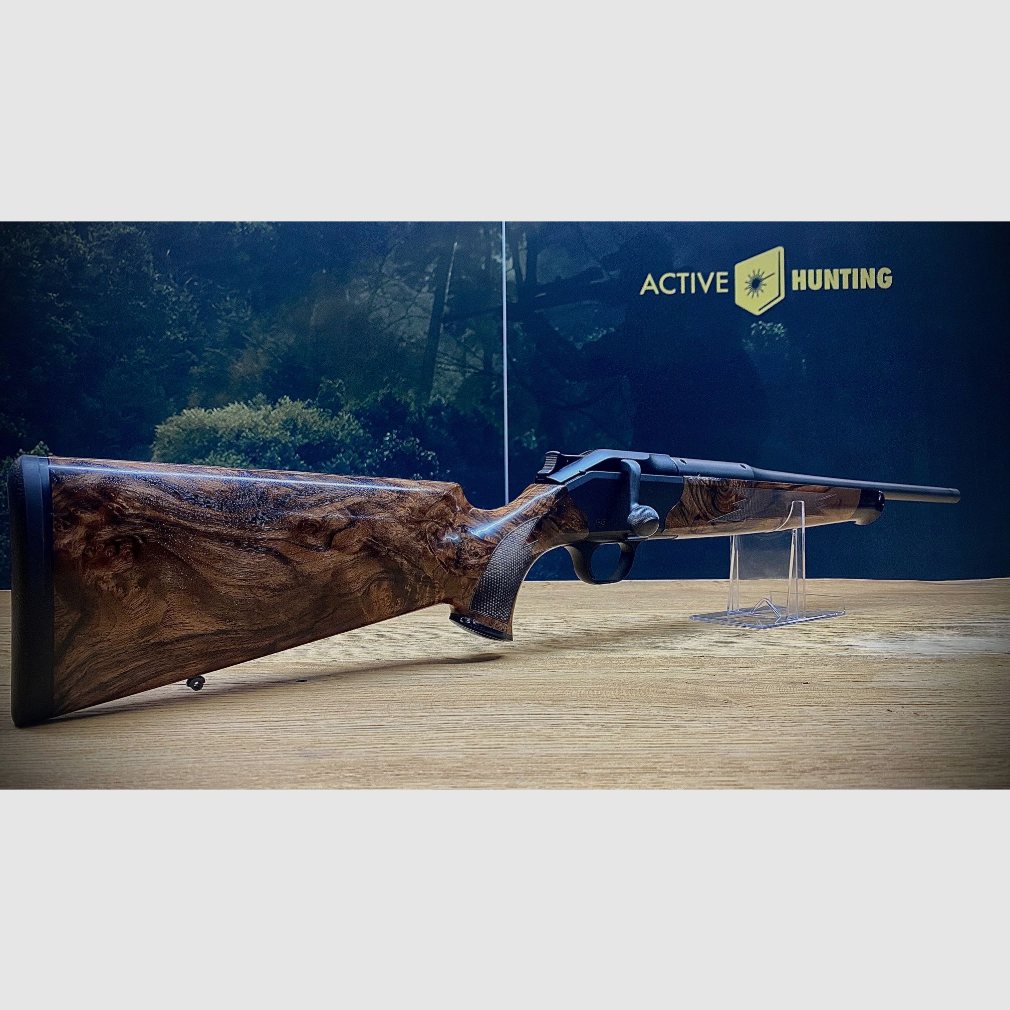 Blaser R8 clase de madera 7 / bola de acero grabada con piel de pez / calibre y longitud del cañón a elección