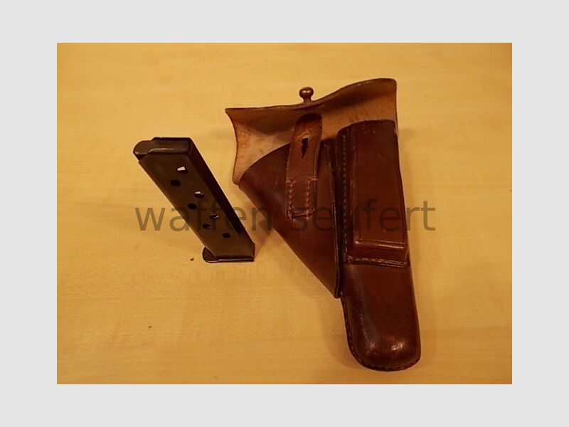 Original Pistolentasche mit PP Manurhin Magazin 7,65
