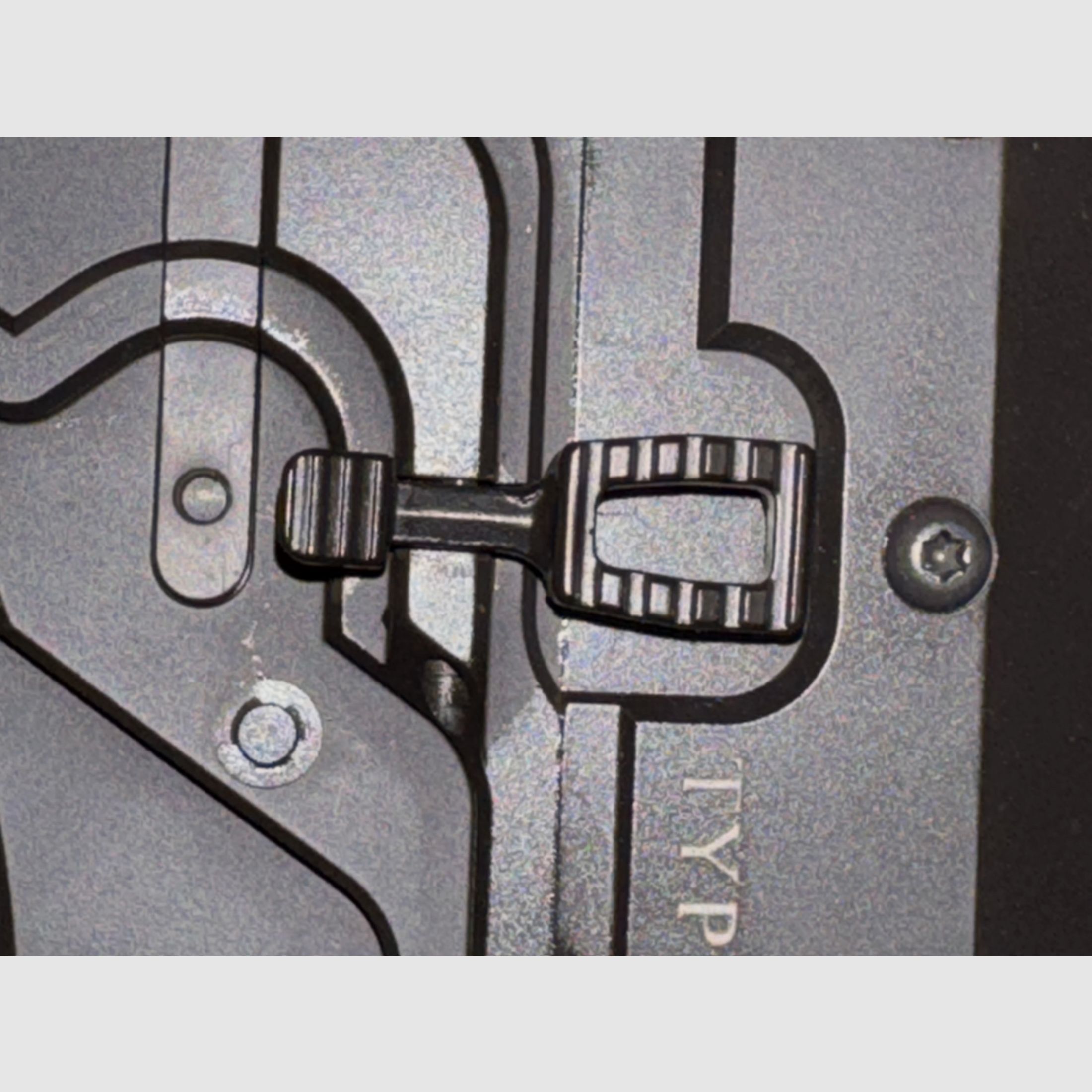 Typhoon F12 Maxi Black IPSC mit Vortex Red Dot – neuwertig – max. 200–250 Schuss