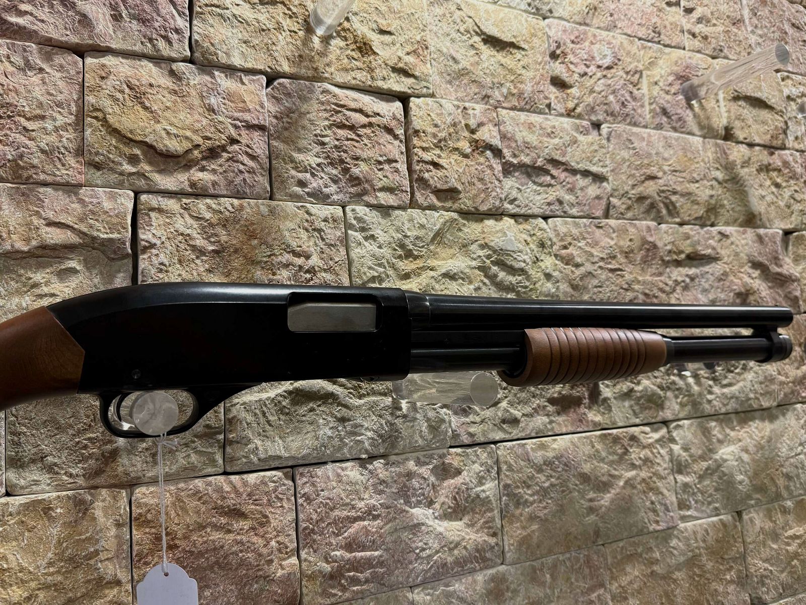 Winchester 1300 Defender, image 4 sur 4