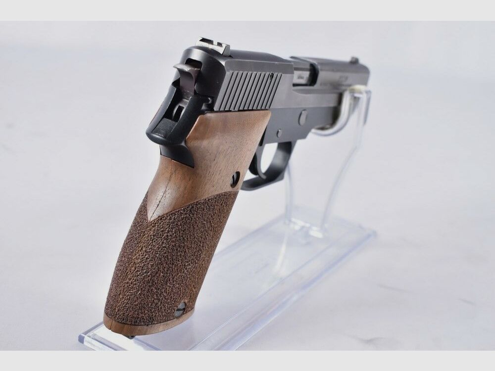 Sig Sauer P220