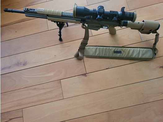 H&K .308 semi-automatic rifle Mod. MR308A3 (RAL8000) 20 with attachments G28 10 round magazine and Schmidt & Bender 3-20x50 PMII Ultra Short & various accessories Heckler & Koch .308