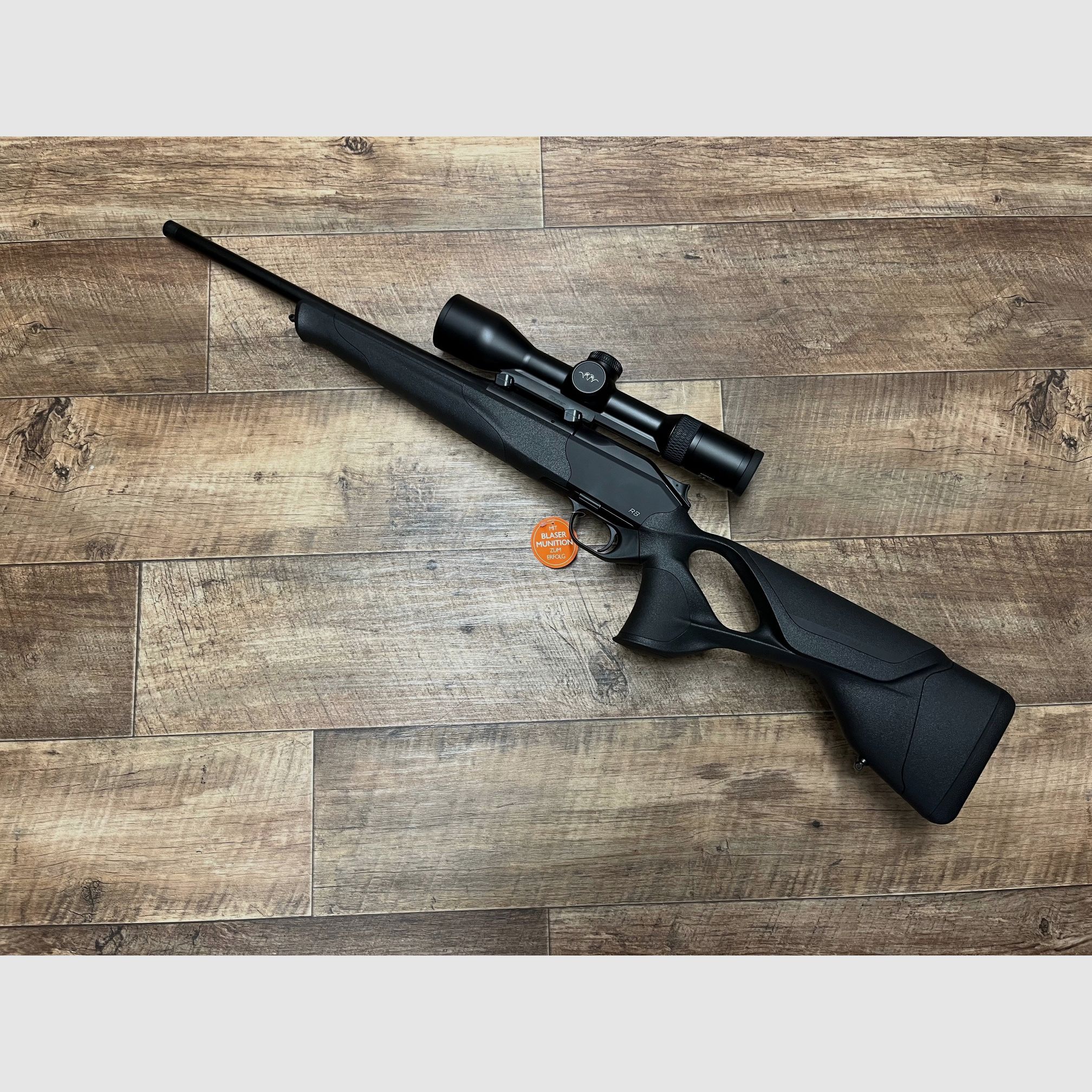 Blaser R8 Ultimate Midnight Black + B2 2,5-15x56 ICs Sofort lieferbar, Bild 1 von 9