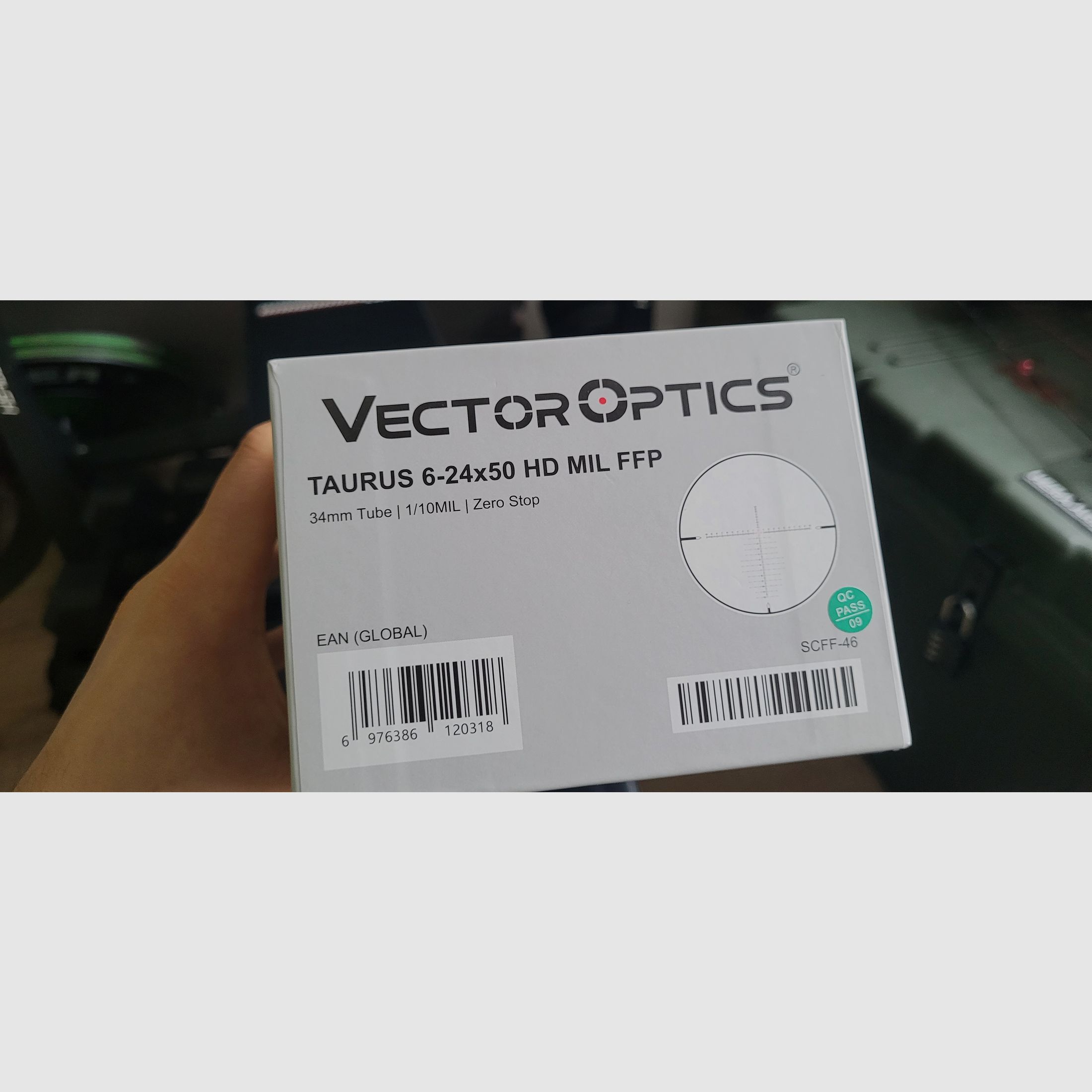Vector Optics Tauron / Taurus - 6-24x50 HD MIL (34mm FFP - SCFF-46)